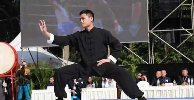2019搏击史诗大战已经确定！太极韩飞龙对阵泰拳皇帝播求